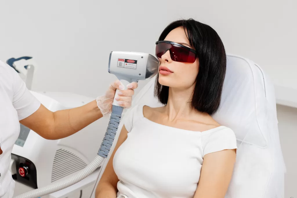 808 diode laser hair removal treatment